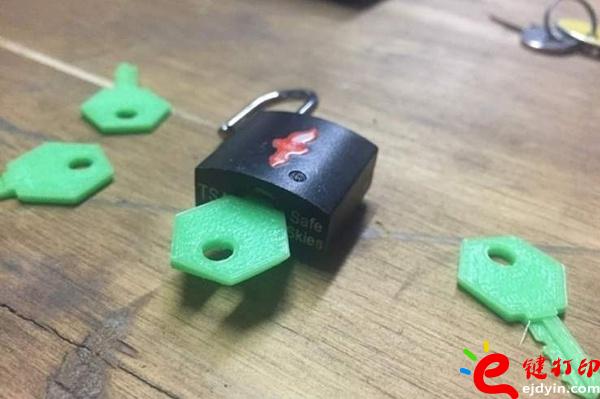 海關(guān)萬能鑰匙真牛 3D打印復(fù)模顯身手_3D打印服務(wù)平臺(tái) 海關(guān)萬能鑰匙真牛 3D打印復(fù)模顯身手_3D打印服務(wù)平臺(tái)